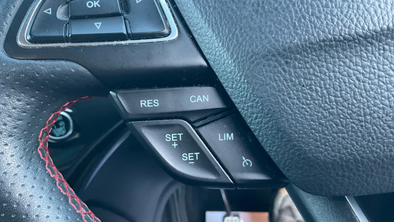 Ford Kuga 1.5 EcoBoost ST-Line 5dr 2WD Petrol Estate